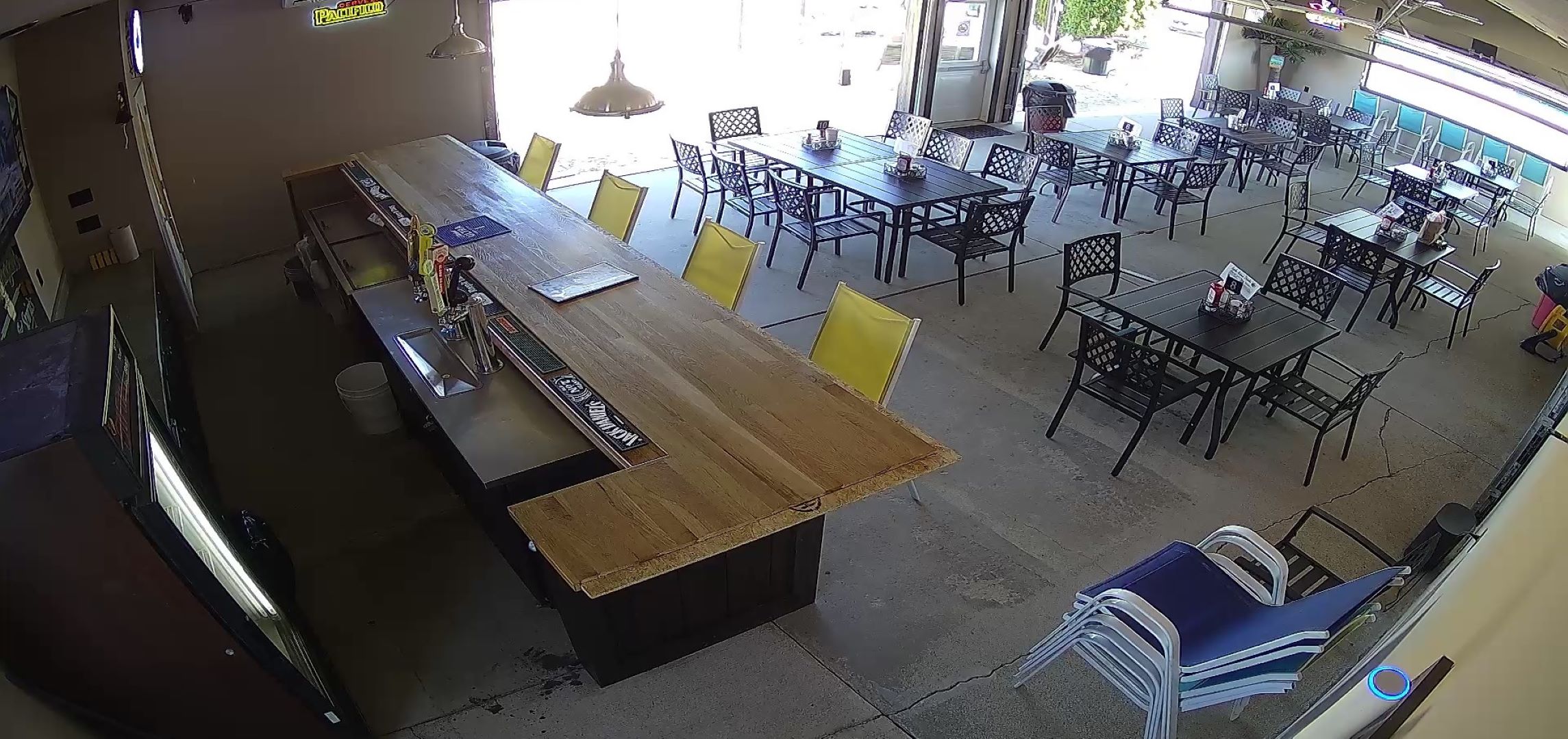 OutsideBar
